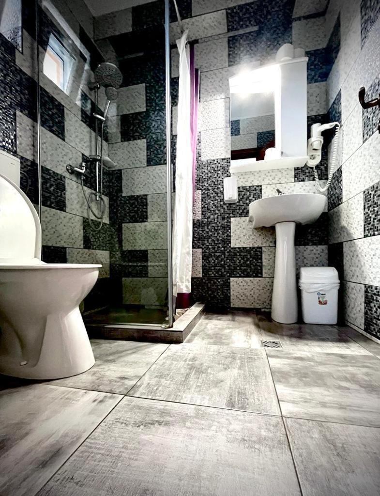 La Mateo Otel Călimăneşti Dış mekan fotoğraf