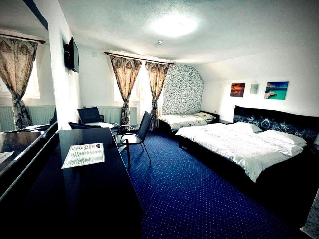 La Mateo Otel Călimăneşti Dış mekan fotoğraf