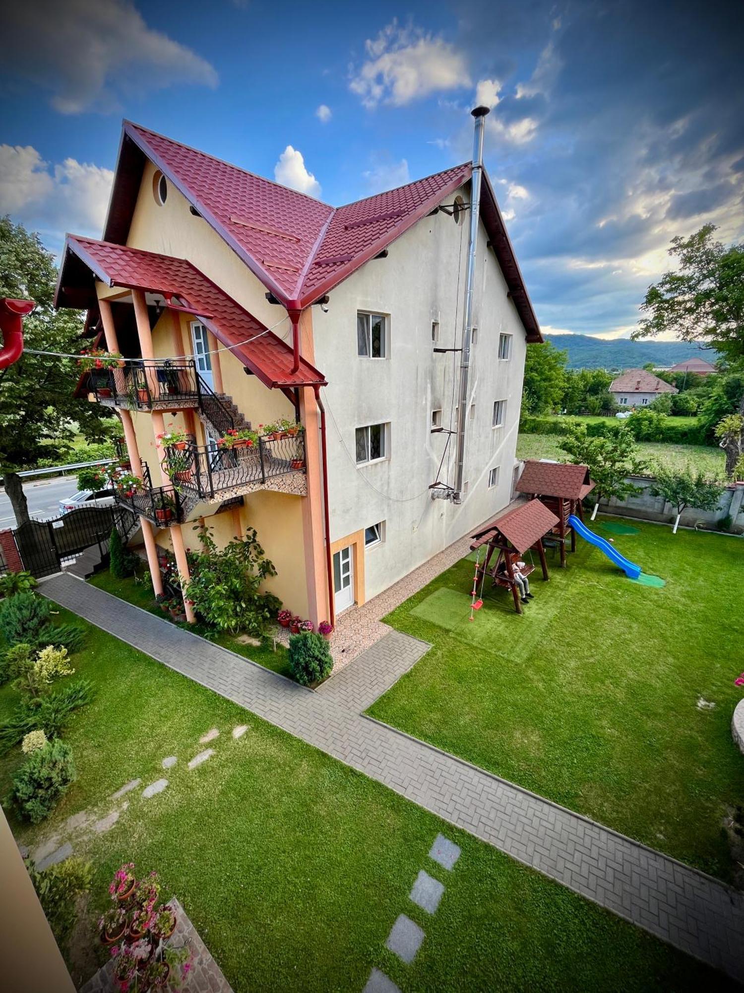 La Mateo Otel Călimăneşti Dış mekan fotoğraf